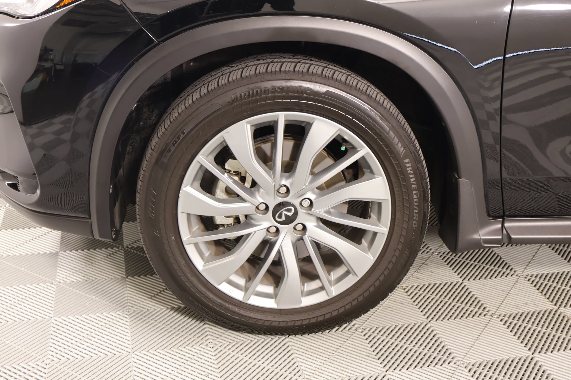 Used 2023 INFINITI QX50 Pure FWD image 16