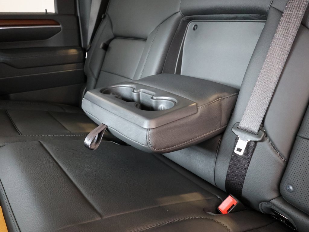 New 2026 GMC Sierra 3500 Denali w/ Denali Reserve Package image 31