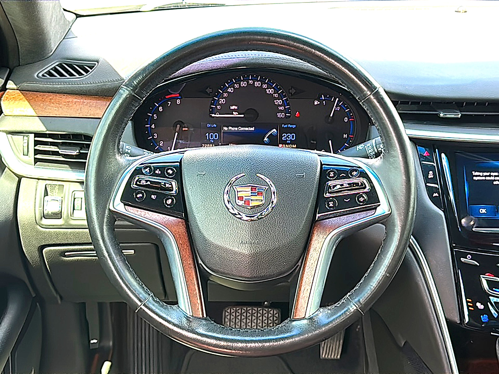 Used 2015 Cadillac XTS Luxury w/ Driver Awareness Package FWD image 21