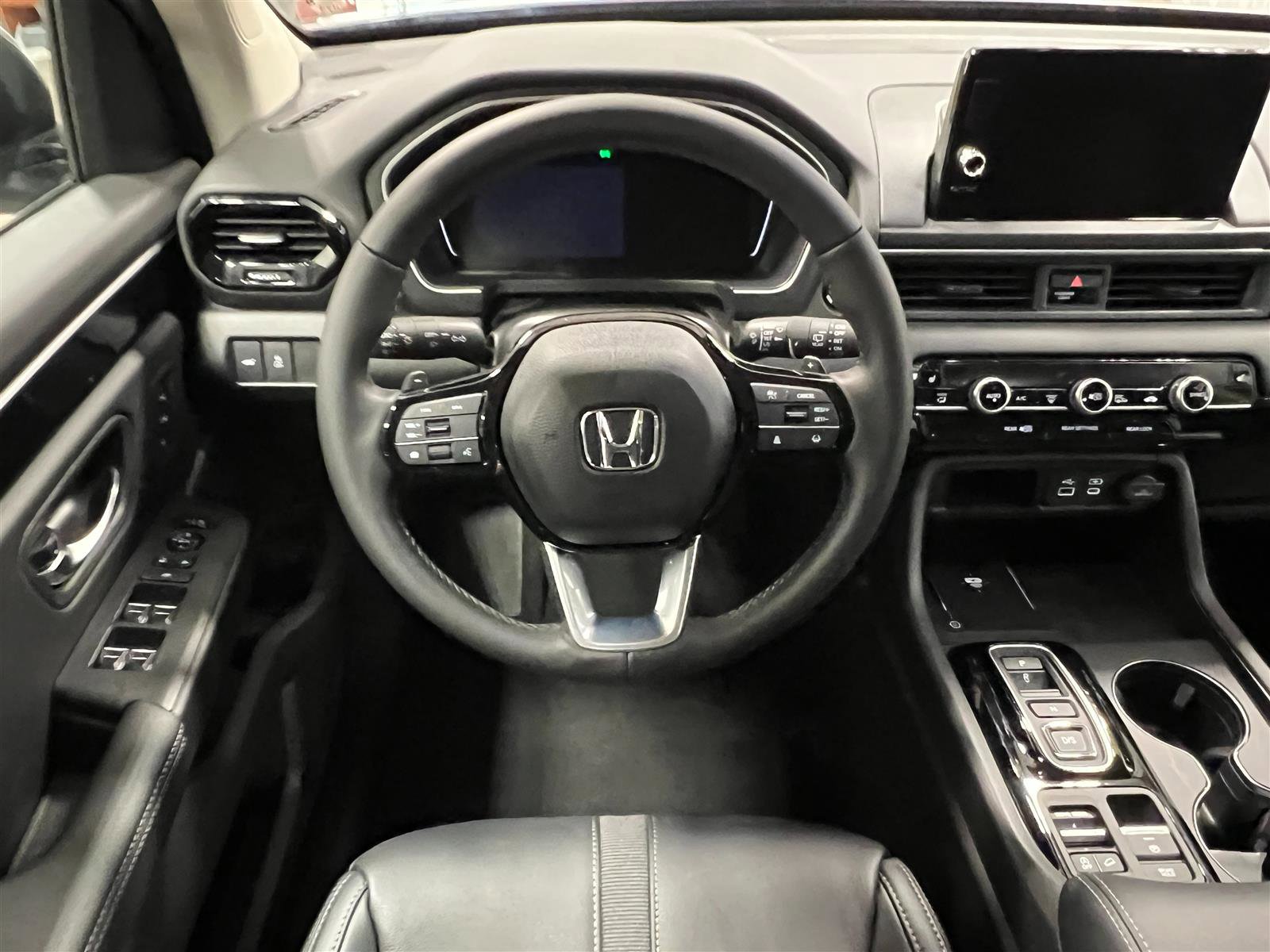 New 2025 Honda Pilot EX-L image 16