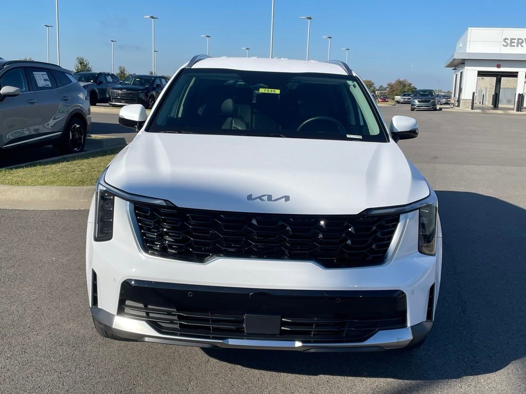 New 2025 Kia Sorento S image 2