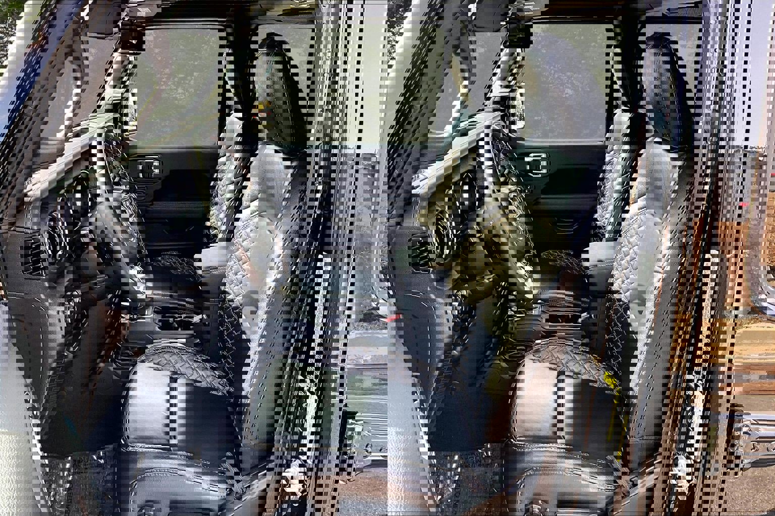 Used 2022 Jeep Wrangler Unlimited Sahara image 22