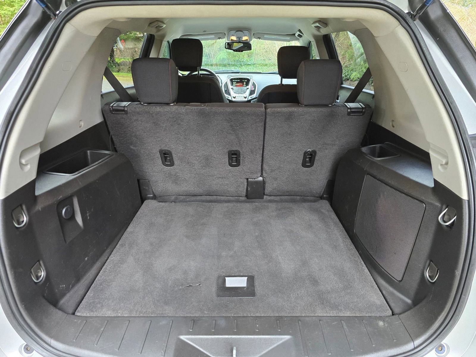 Used 2015 GMC Terrain SLE image 17