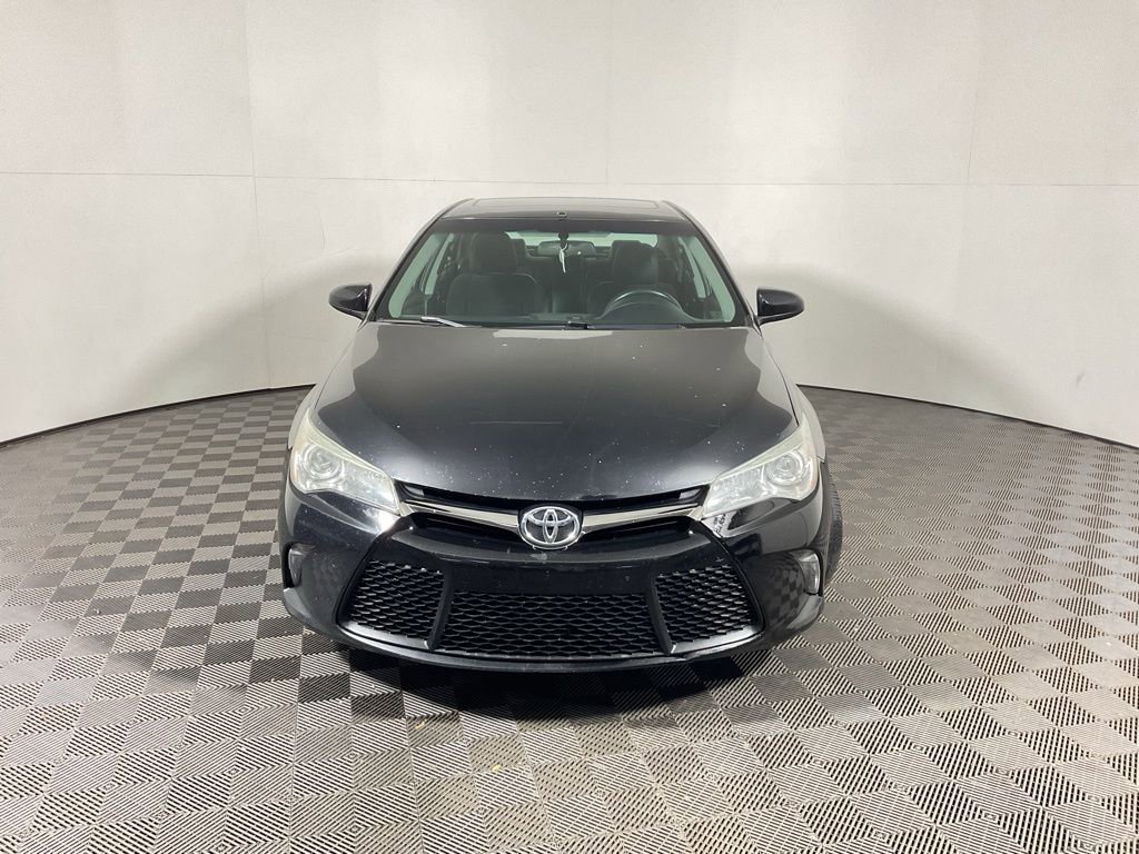 Used 2015 Toyota Camry XSE w/ Moonroof Package FWD image 5