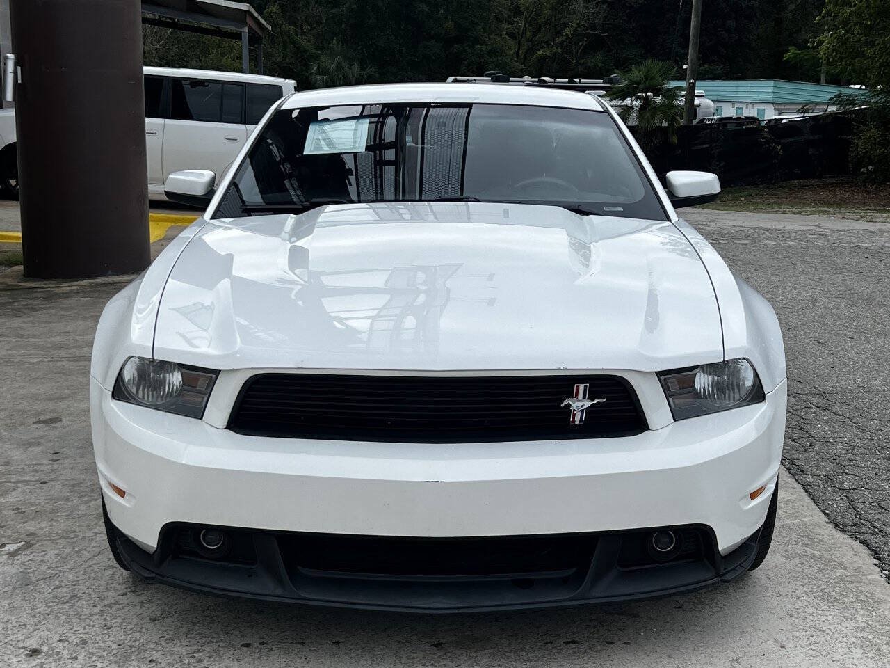 Used 2012 Ford Mustang GT Premium RWD image 3