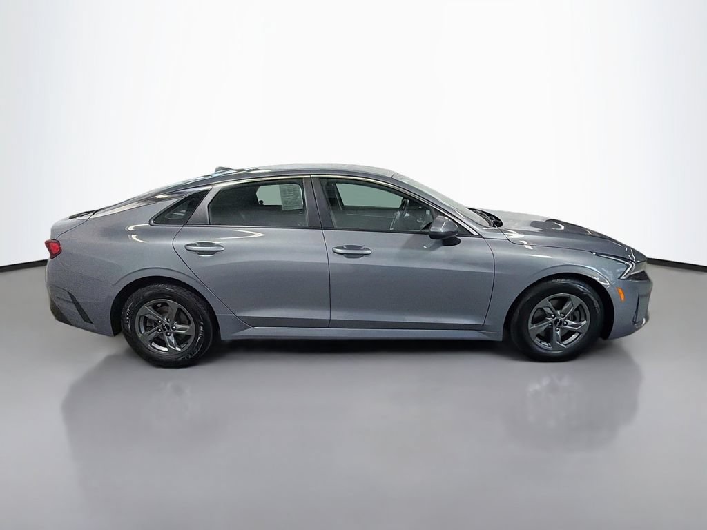 Used 2022 Kia K5 LX FWD image 10