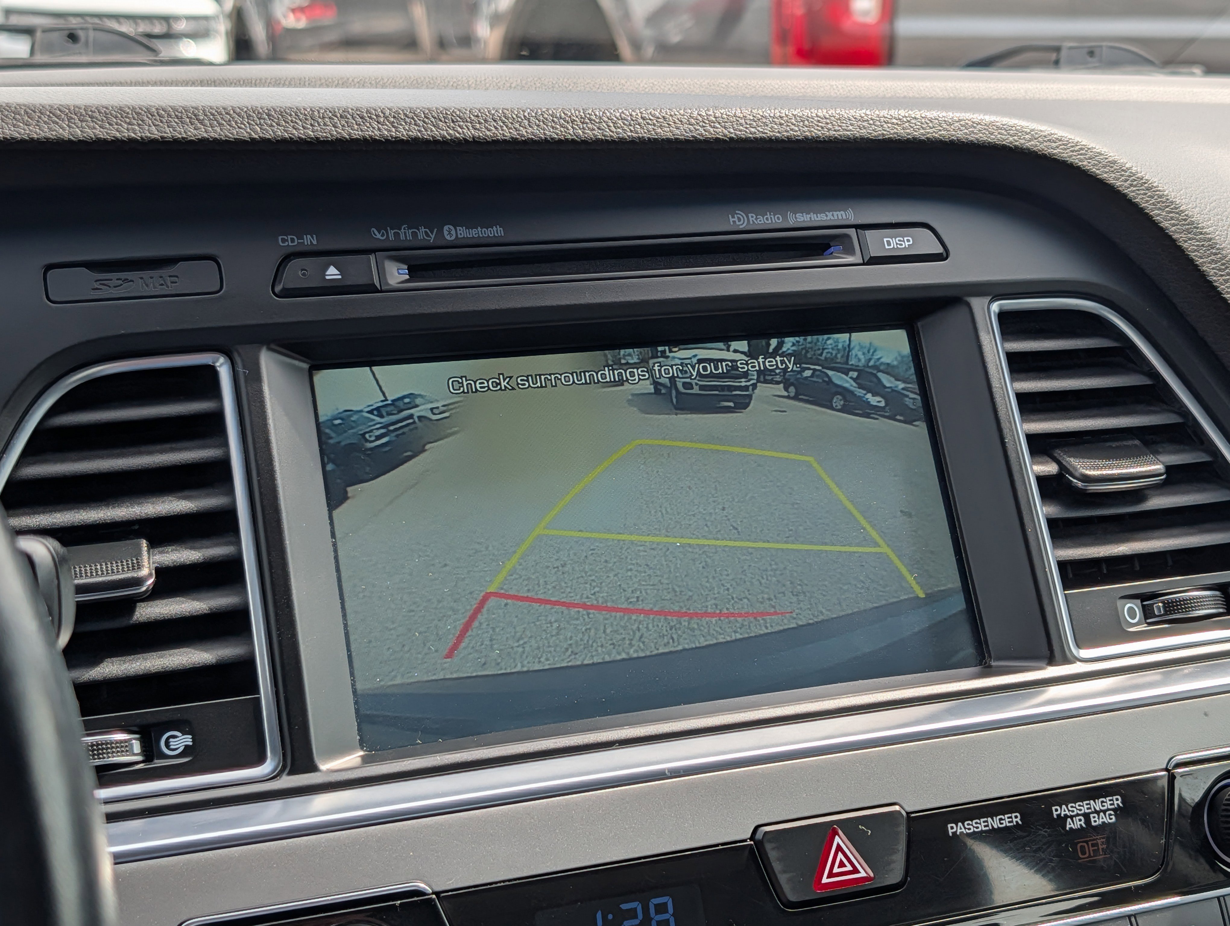Used 2015 Hyundai Sonata Limited w/ Option Group 06 image 19