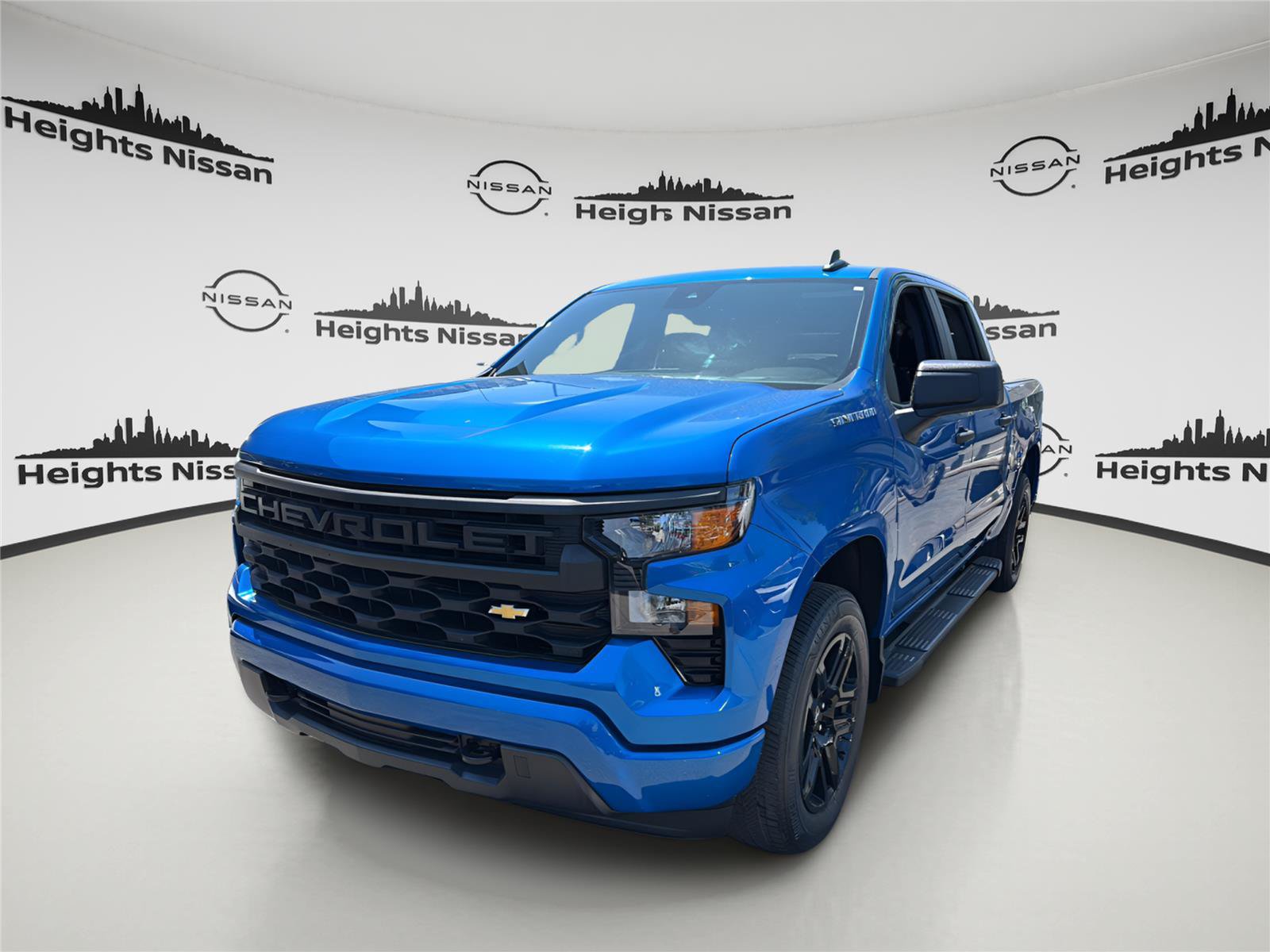 Used 2023 Chevrolet Silverado 1500 Custom AWD/4WD image 13