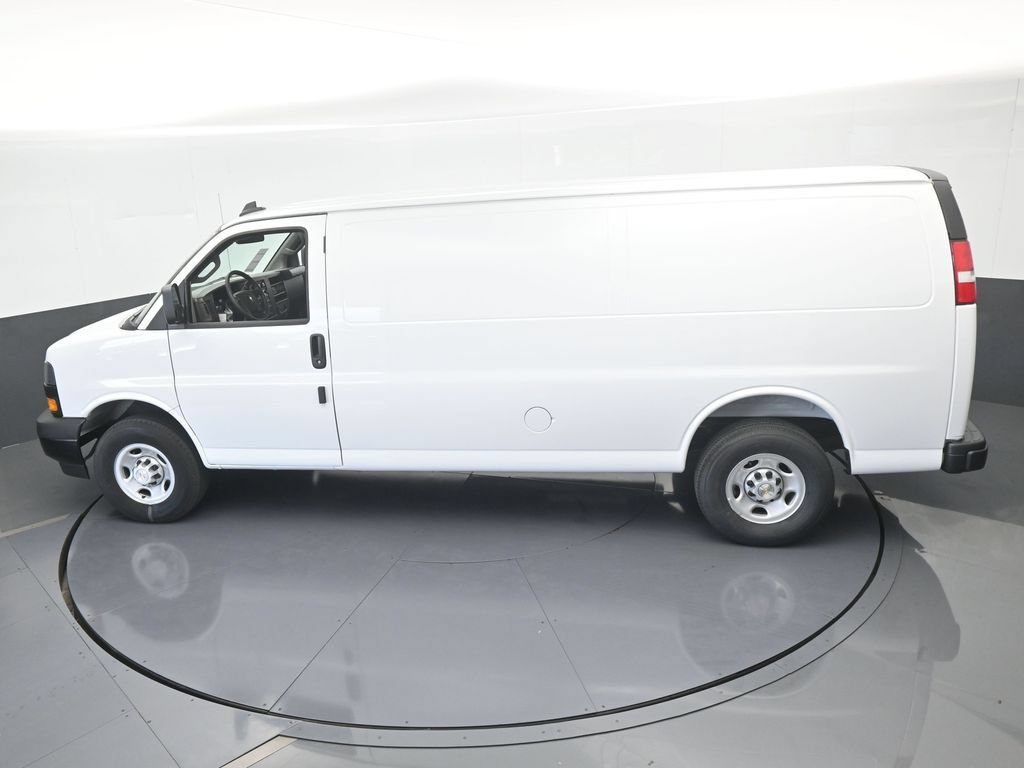 New 2025 Chevrolet Express 3500 Extended w/ Driver Convenience Package RWD image 39
