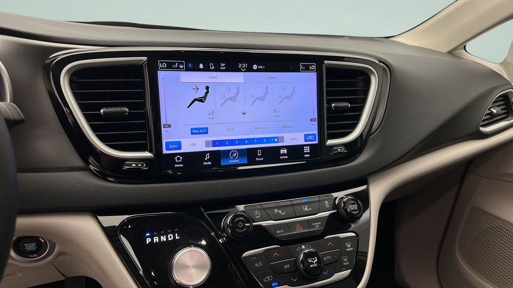 Used 2024 Chrysler Pacifica Touring-L FWD image 17