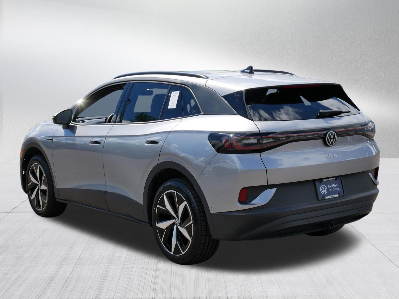 Certified 2025 Volkswagen ID.4 Pro S AWD/4WD image 5