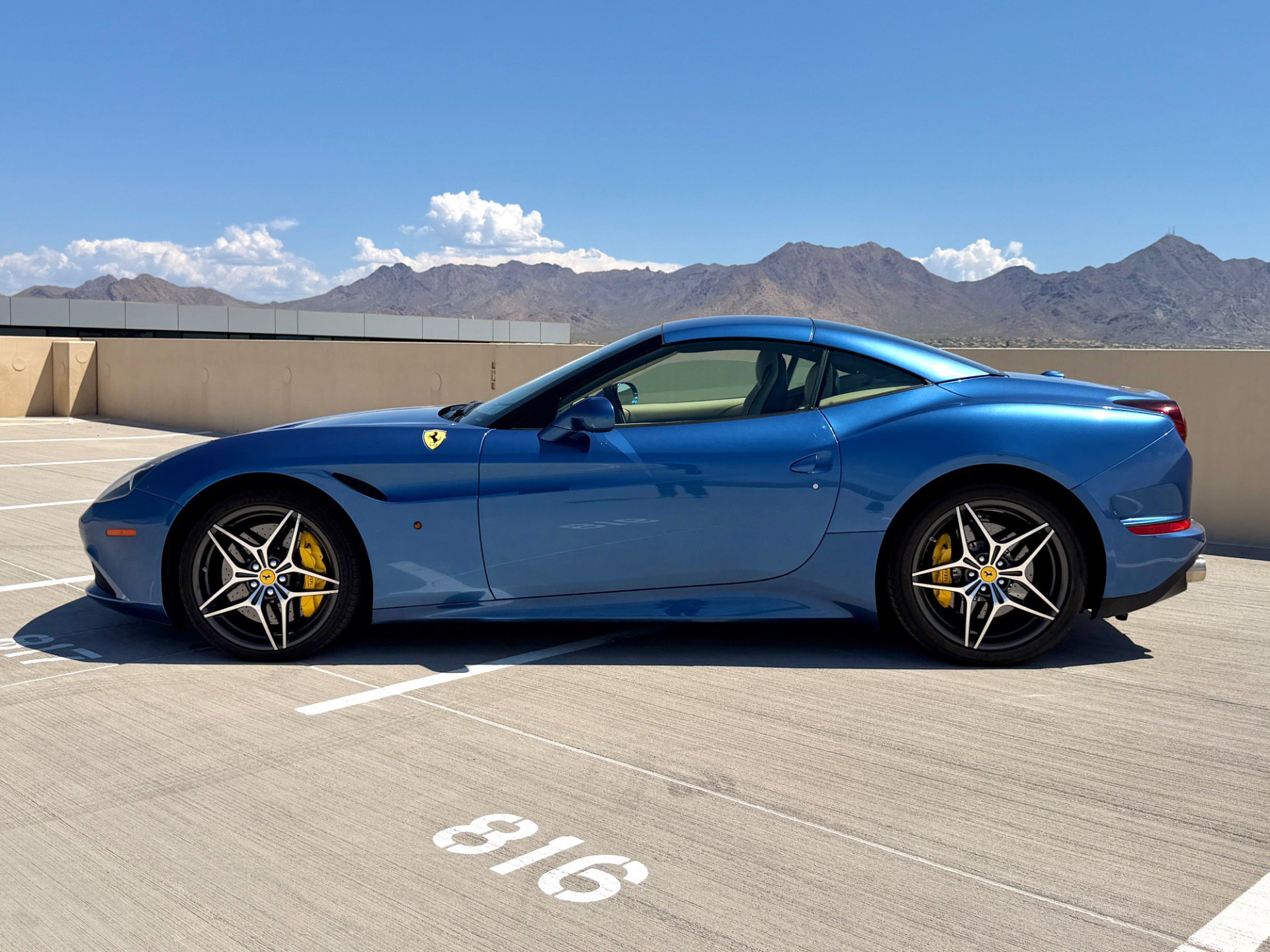 Used 2015 Ferrari California T RWD image 6