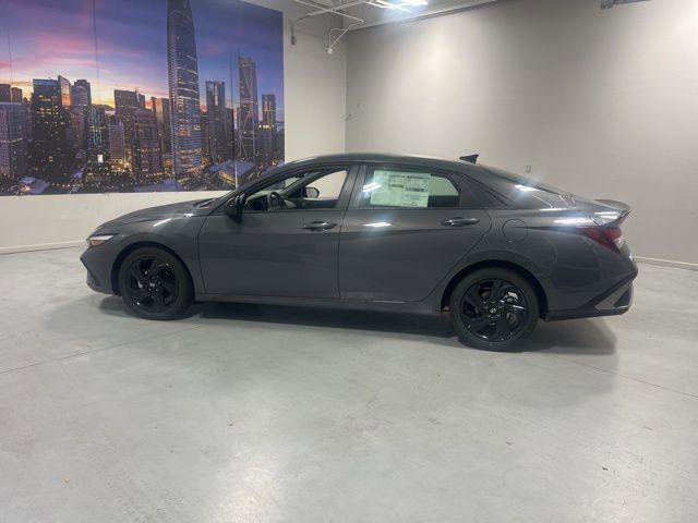 New 2026 Hyundai Elantra Sport image 4