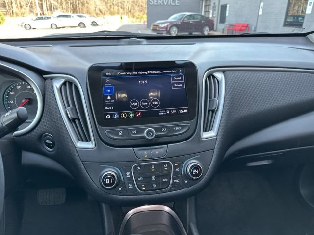 Used 2024 Chevrolet Malibu LT image 14