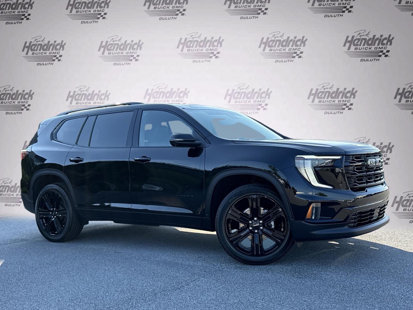 Used 2026 GMC Acadia Elevation w/ Black Edition FWD image 2