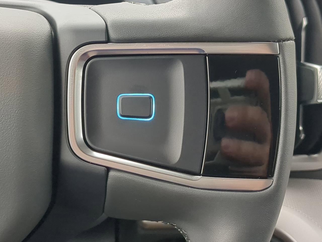 New 2026 Ford Expedition Active image 27