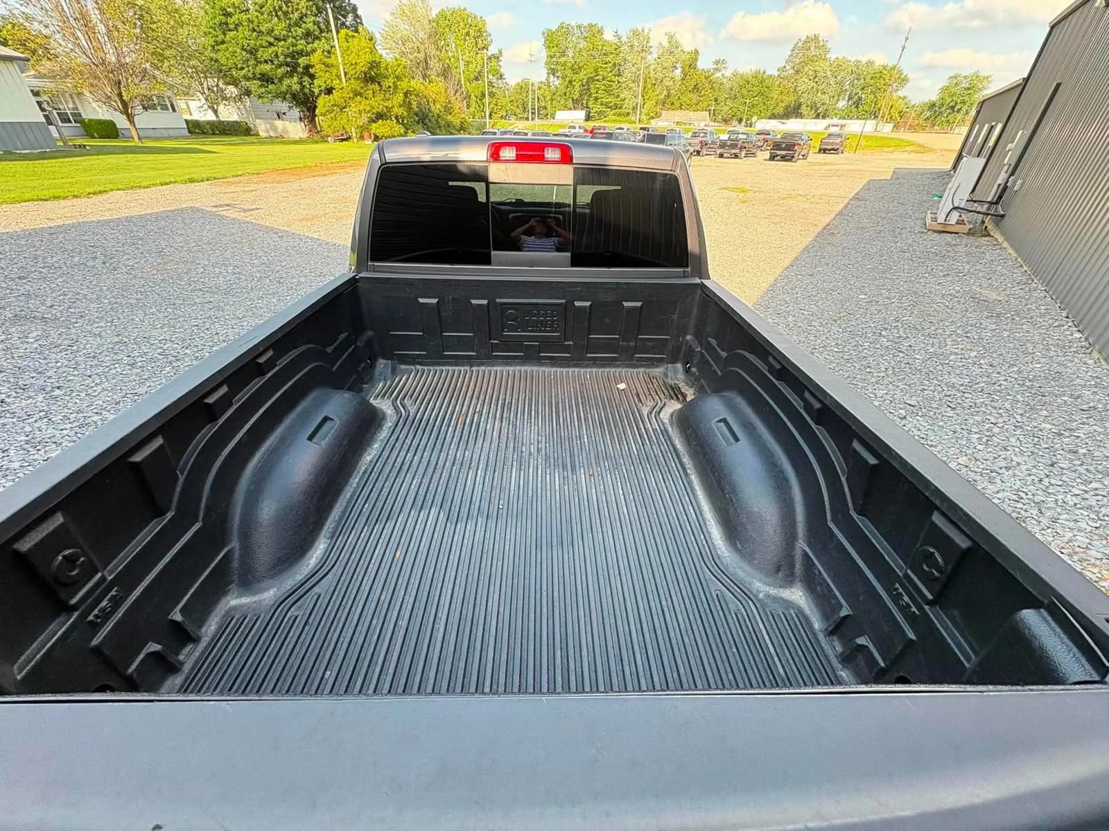 Used 2018 RAM 1500 Classic SLT AWD/4WD image 10