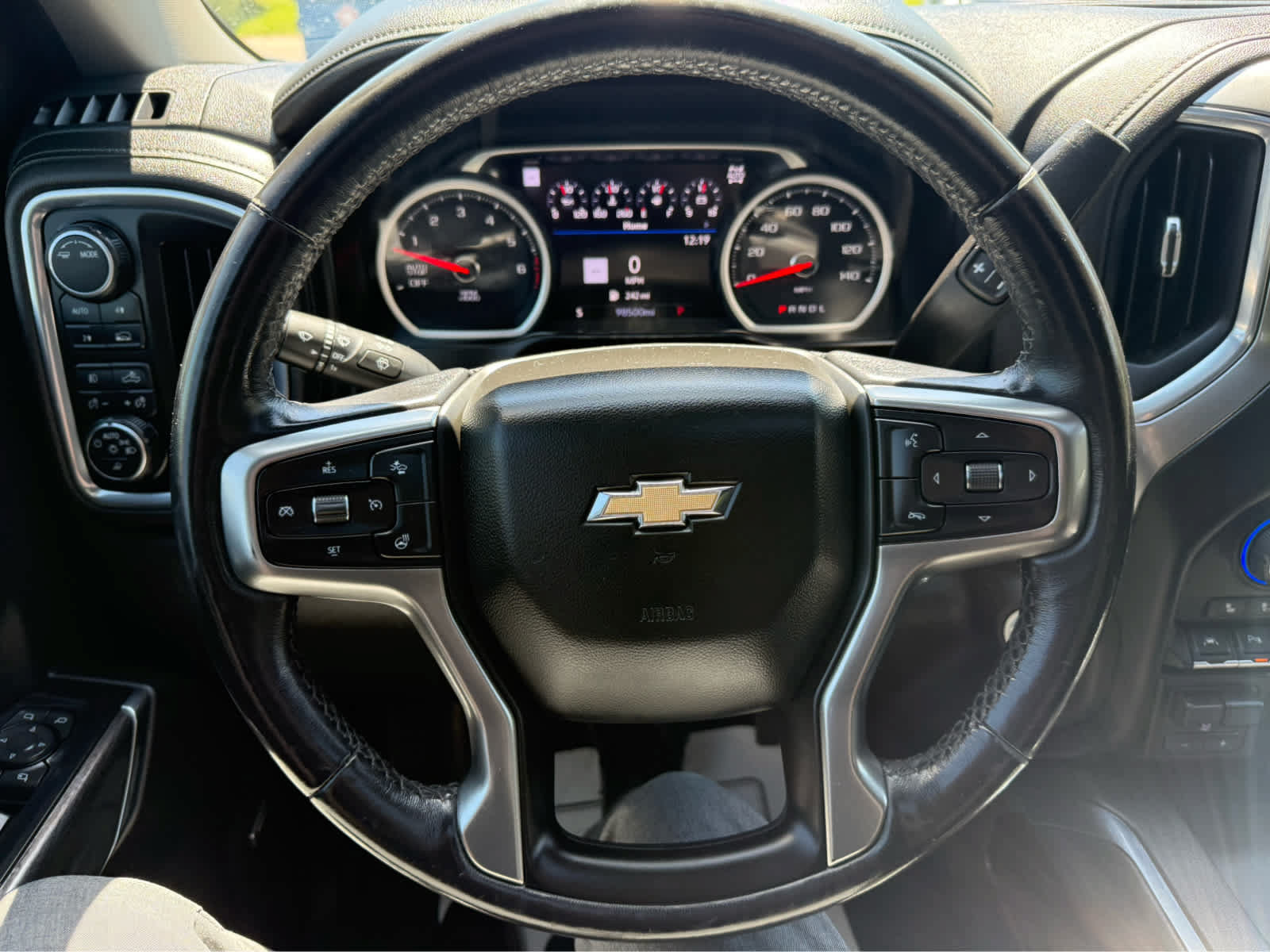 Used 2021 Chevrolet Silverado 1500 LTZ w/ Technology Package AWD/4WD image 20