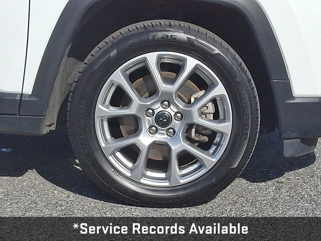 Used 2025 Jeep Compass Limited image 10