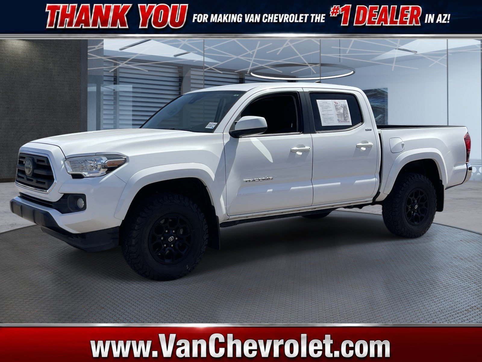 Used 2019 Toyota Tacoma SR5 RWD image 1