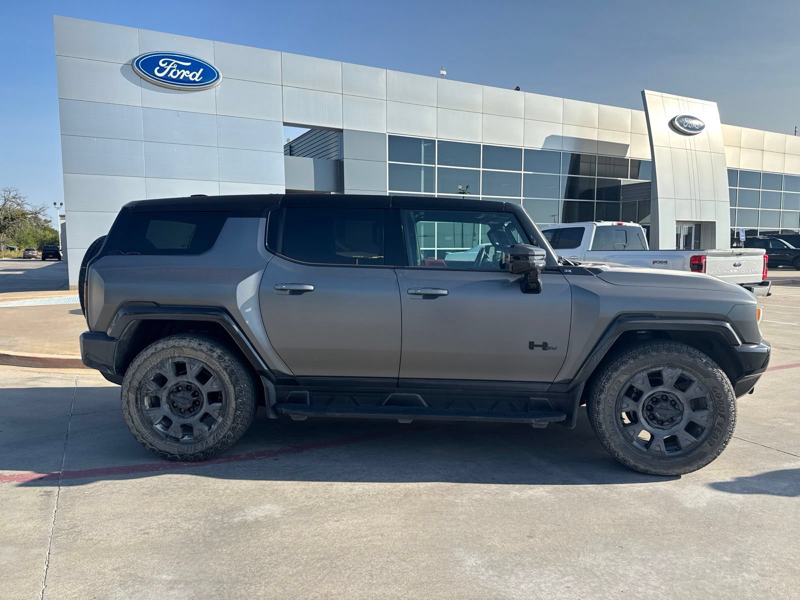 Used 2026 GMC Hummer EV 3X w/ Carbon Fiber Edition Package AWD/4WD image 2