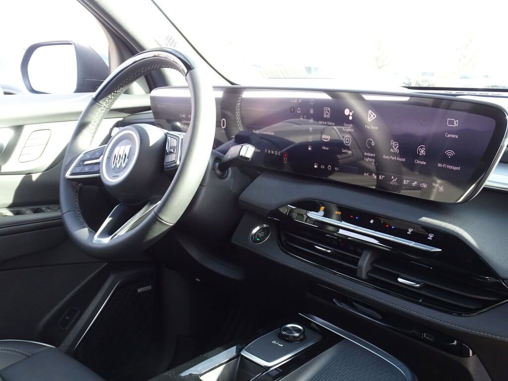 New 2025 Buick Enclave Preferred w/ Super Cruise Package image 9