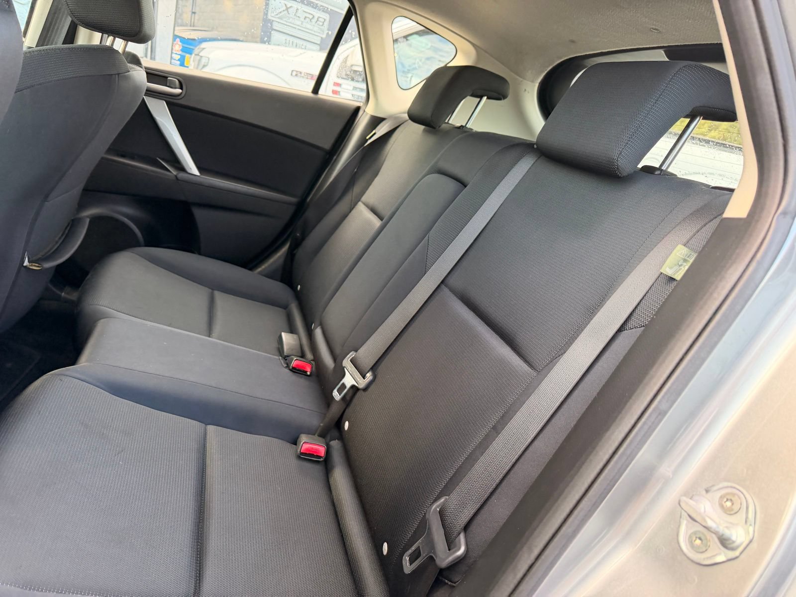 Used 2010 MAZDA MAZDA3 s Sport FWD image 9