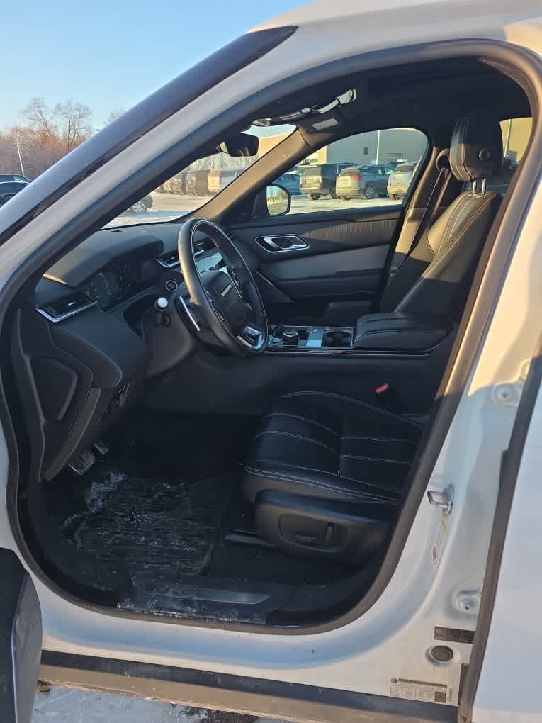 Used 2018 Land Rover Range Rover Velar R-Dynamic SE image 5