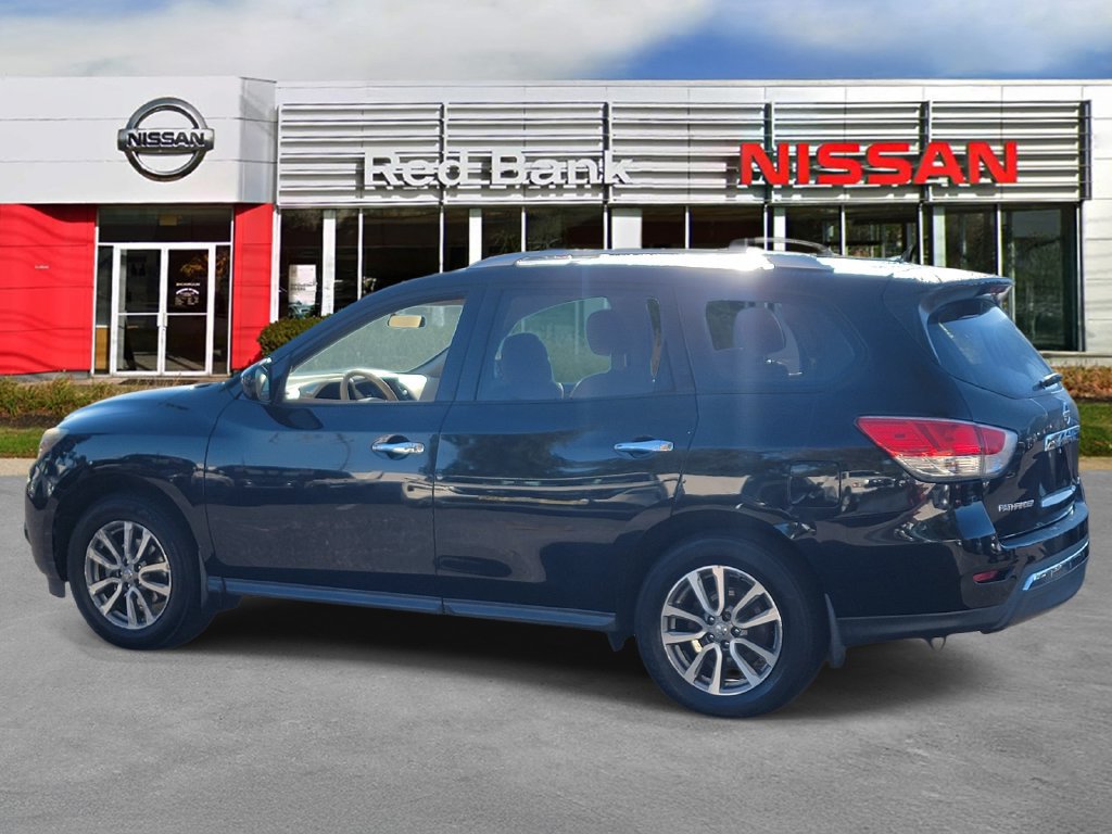 Used 2015 Nissan Pathfinder S FWD image 6