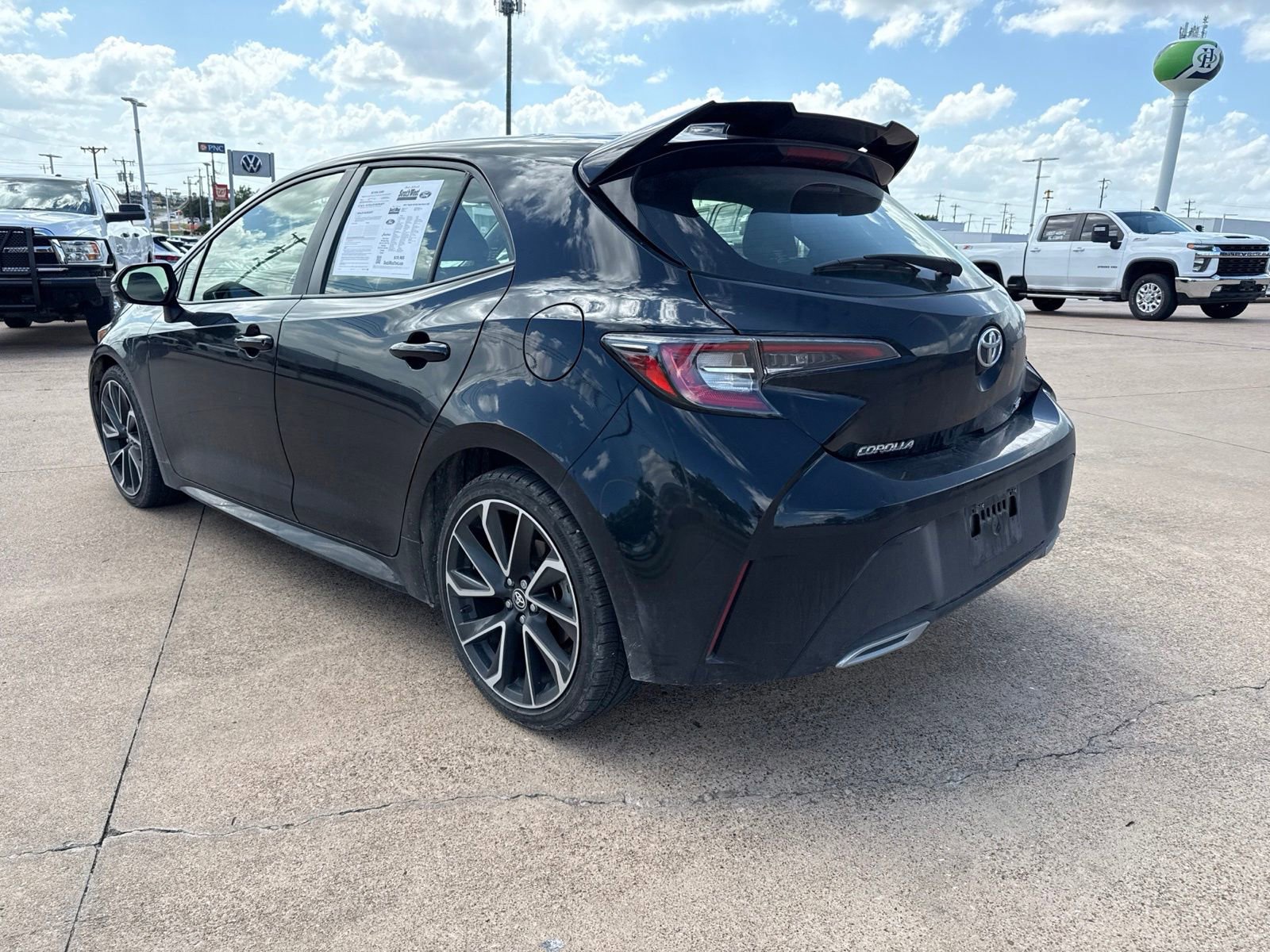 Used 2021 Toyota Corolla XSE FWD image 5