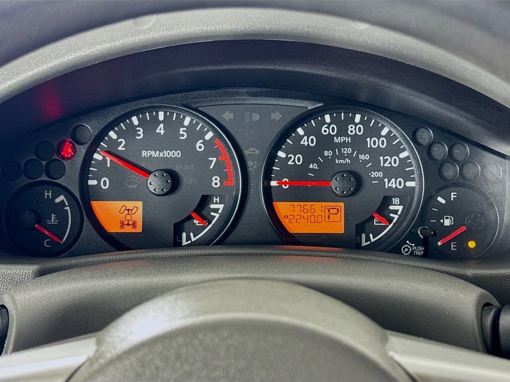 Used 2018 Nissan Frontier SV AWD/4WD image 16