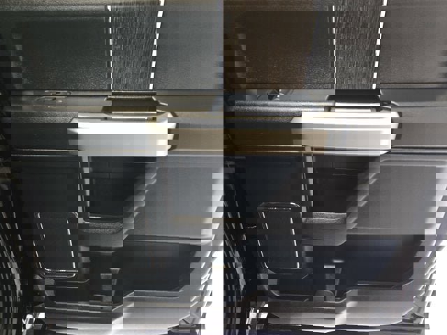 Used 2020 Ford F250 Lariat w/ Tremor Off-Road Package image 8