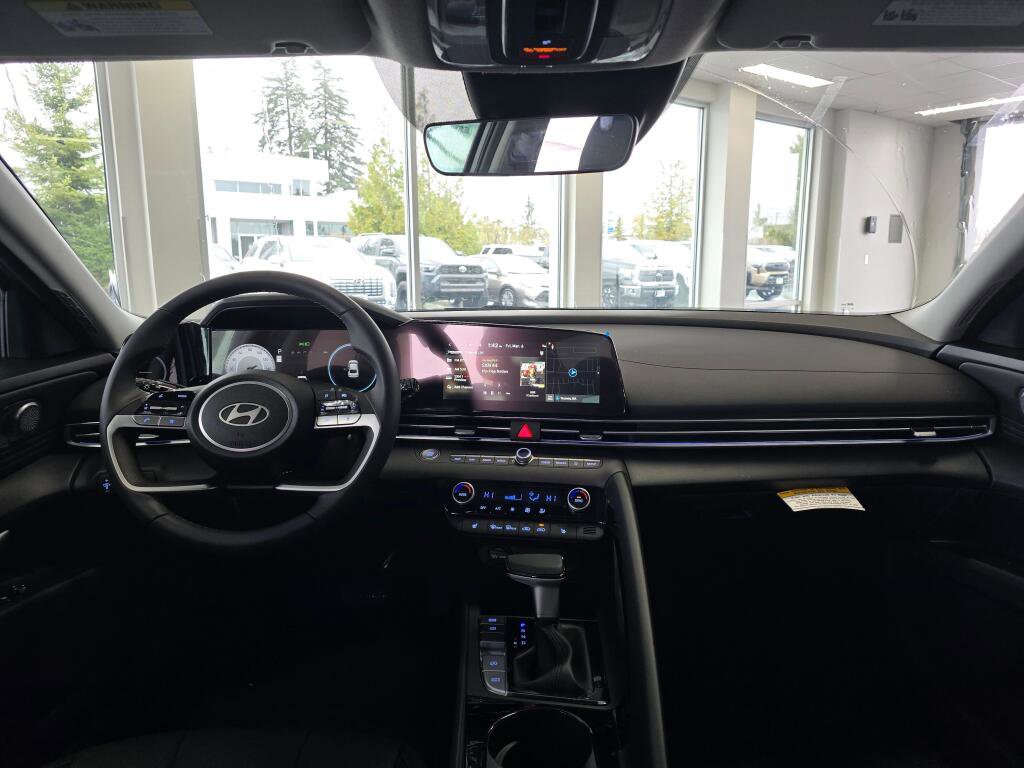 New 2026 Hyundai Elantra Limited image 34