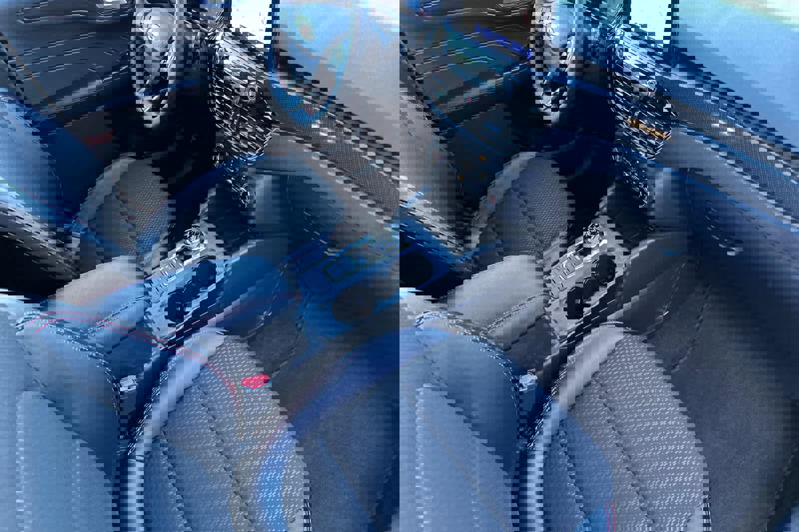 Certified 2025 Ford Escape ST-Line image 16