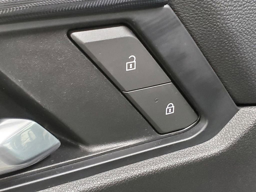 Used 2025 GMC Acadia Elevation image 26