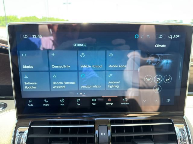 Used 2024 Lincoln Navigator Premiere AWD/4WD image 39