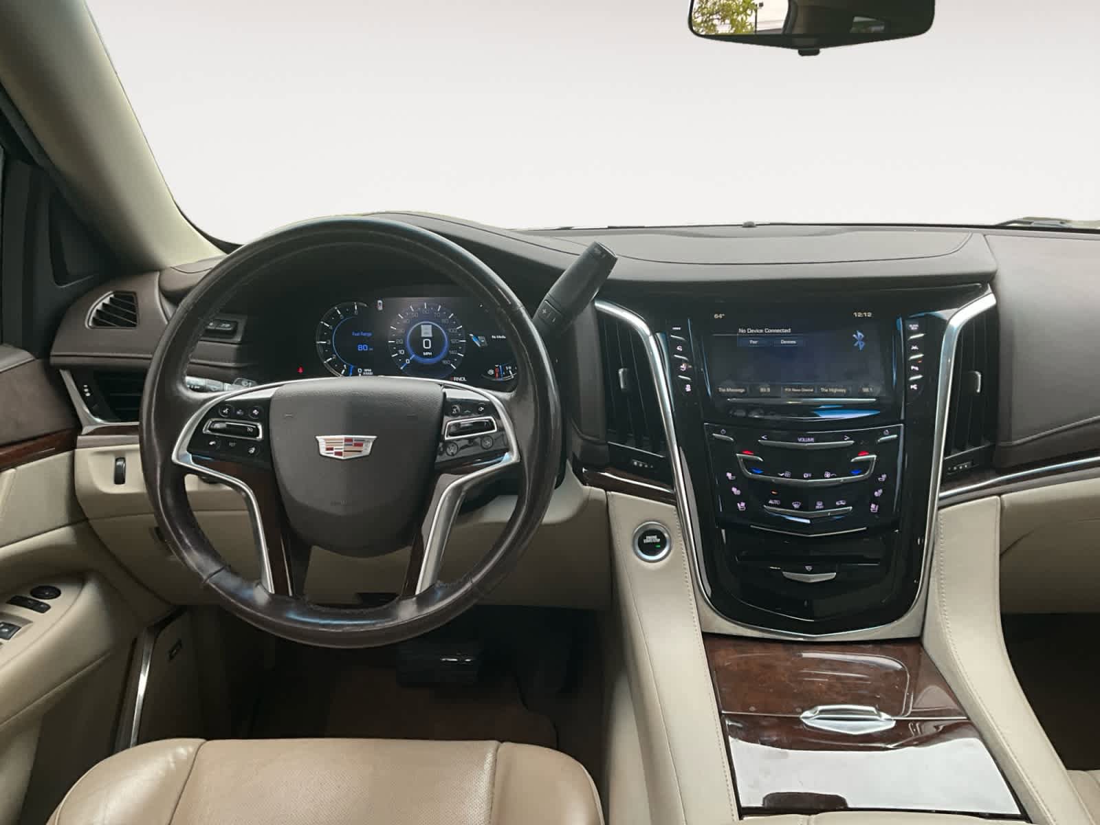 Used 2017 Cadillac Escalade Premium Luxury AWD/4WD image 10