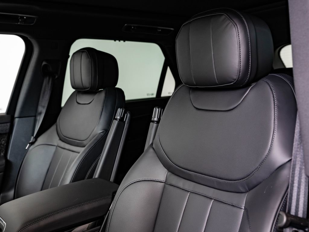 New 2026 Land Rover Range Rover Sport Dynamic SE AWD/4WD image 25