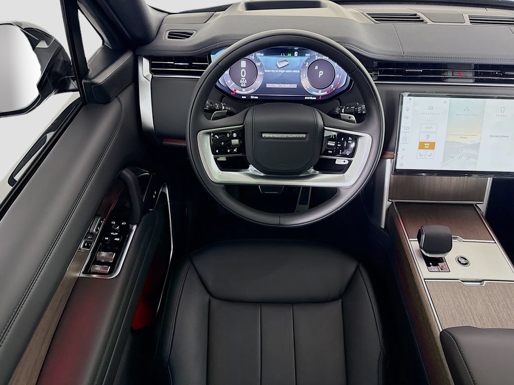 New 2026 Land Rover Range Rover Long Wheelbase SE AWD/4WD image 10