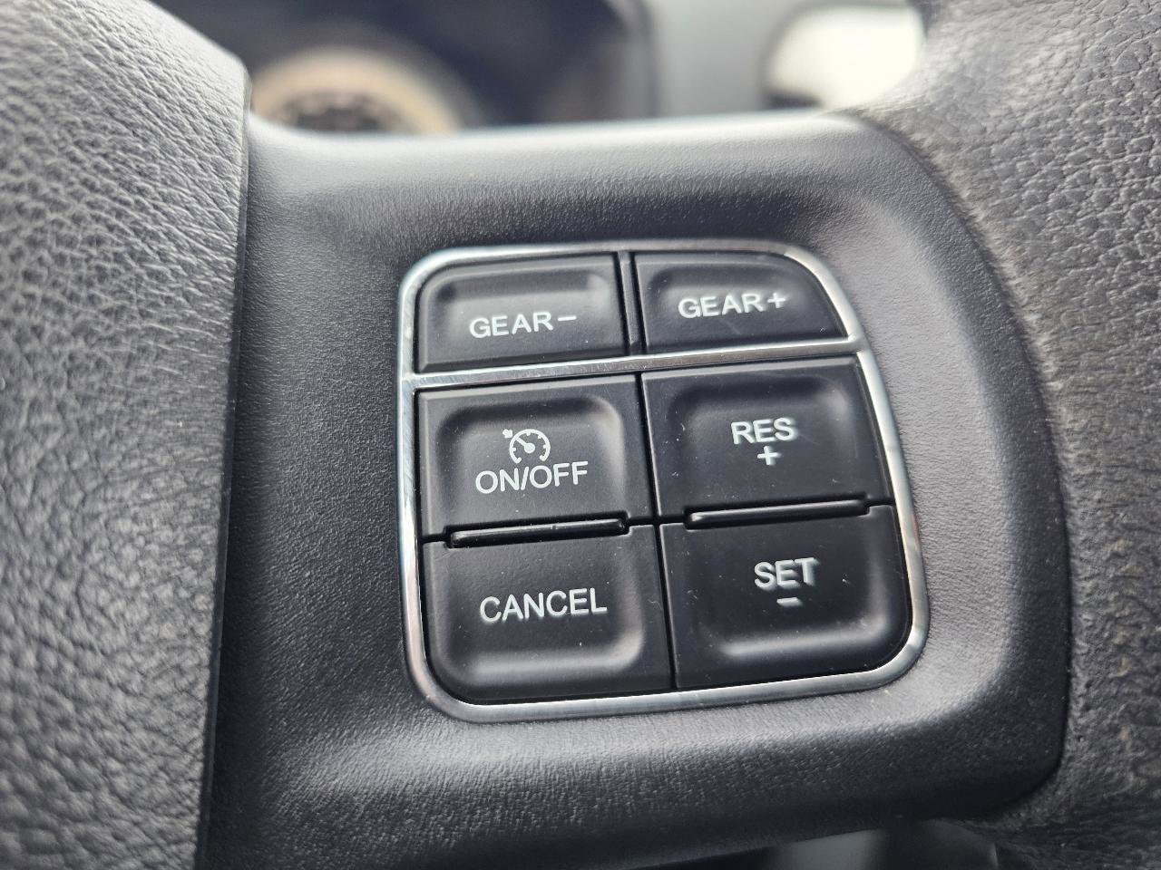 Used 2016 RAM 1500 Classic SLT image 10