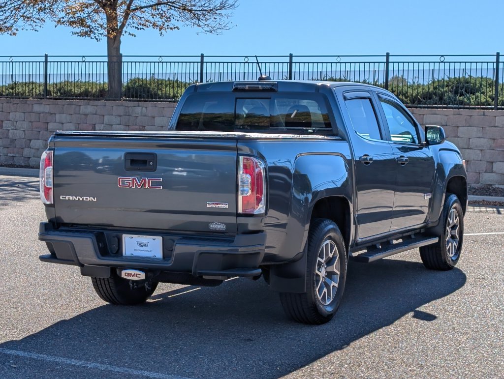 Used 2015 GMC Canyon SLE w/ All-Terrain Package AWD/4WD image 6