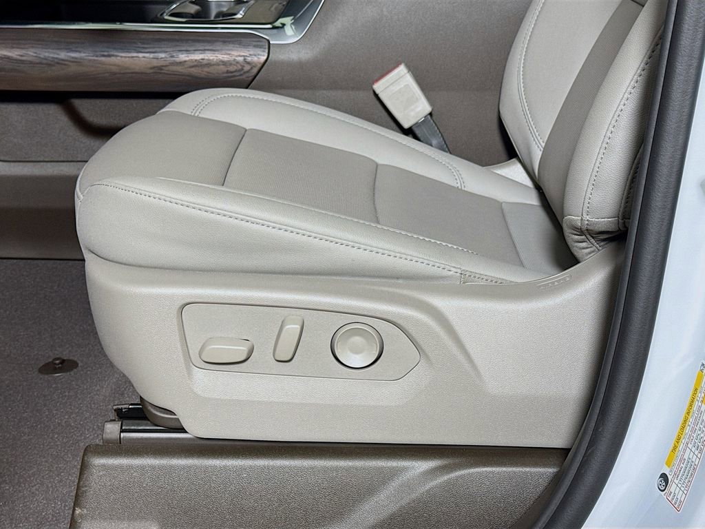 New 2026 GMC Sierra 2500 SLT w/ Texas SLT Premium Package image 17