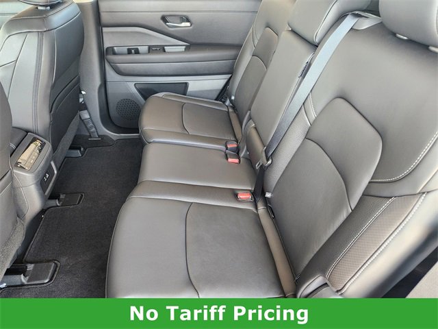 Certified 2025 Nissan Pathfinder SL image 27