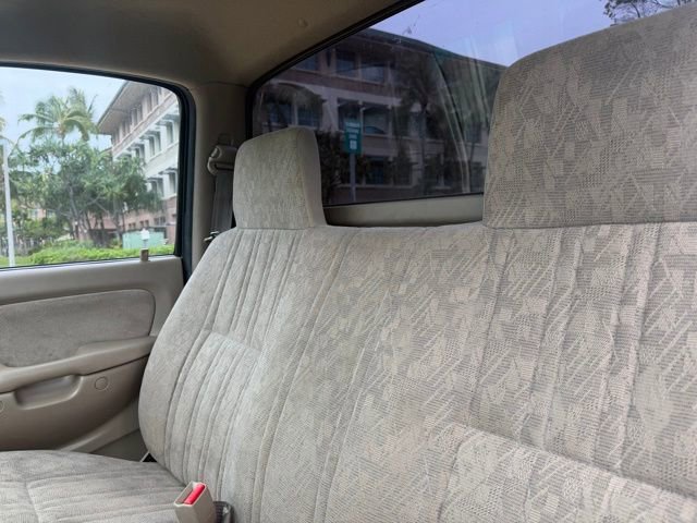 Used 2002 Toyota Tacoma 2WD Regular Cab image 9