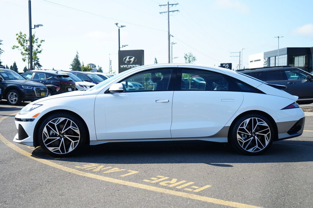 Certified 2023 Hyundai Ioniq 6 Limited w/ Cargo Package RWD image 10