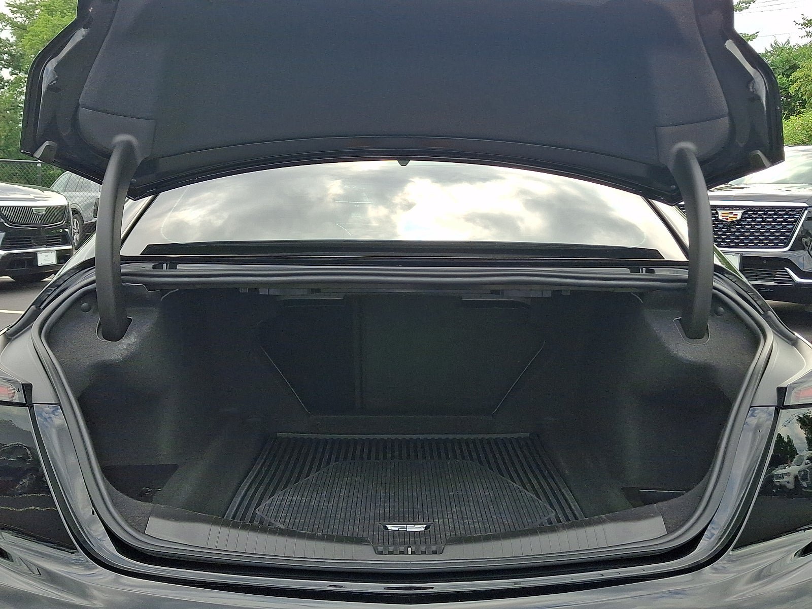 Certified 2025 Cadillac CT5 Sport w/ Sun And Sound Package AWD/4WD image 24