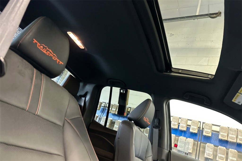 Certified 2025 Honda Ridgeline TrailSport image 17