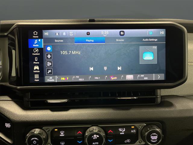 Used 2024 Jeep Wrangler Unlimited image 15