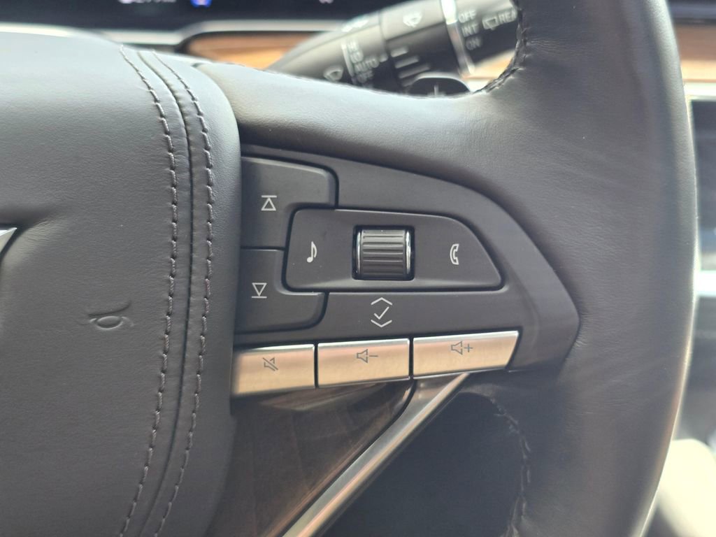 Certified 2023 Cadillac Escalade Sport Platinum w/ Heavy-Duty Trailer Package image 38