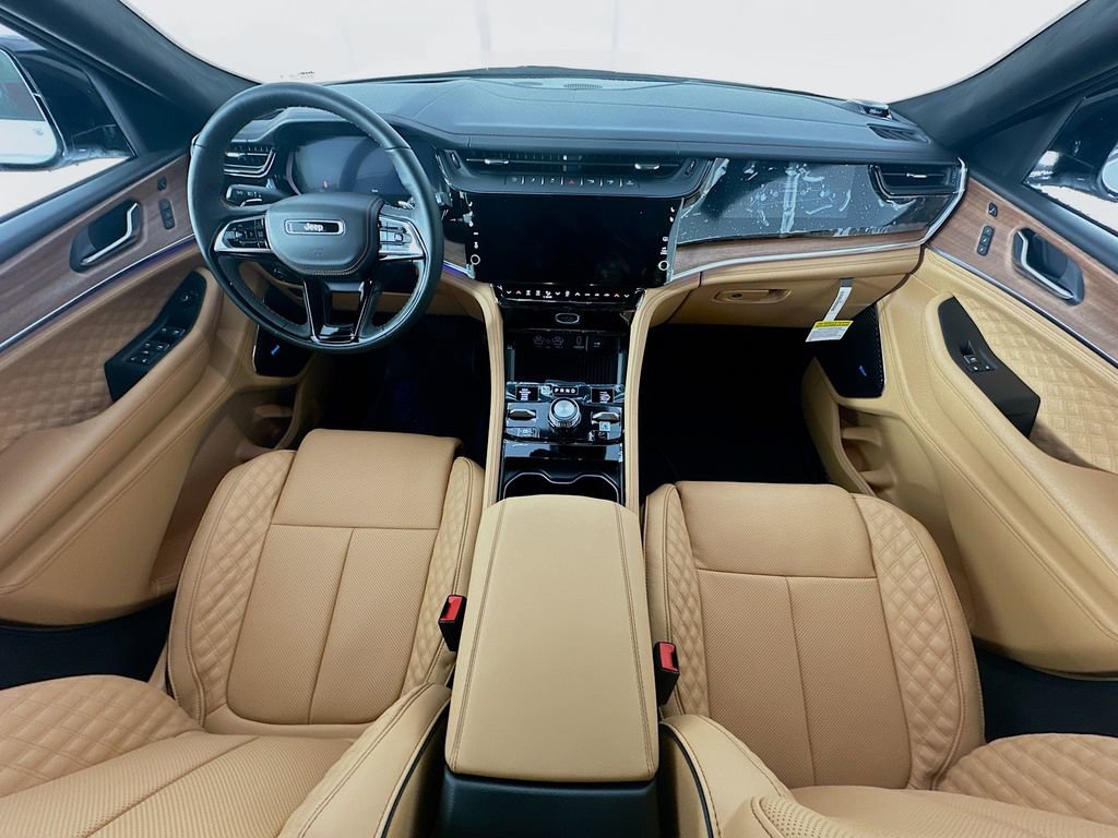 New 2026 Jeep Grand Cherokee Summit AWD/4WD image 9